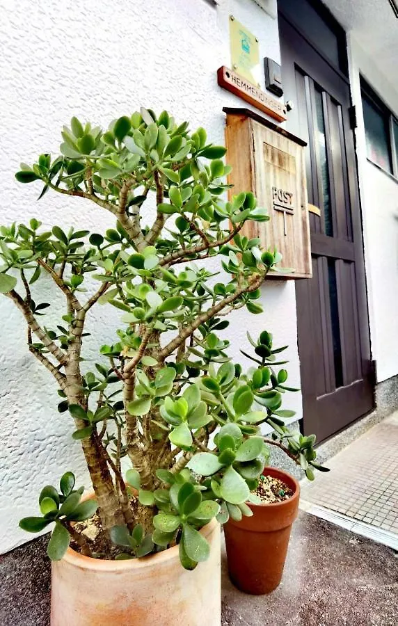 Bighem Maison Izumisano Bed & Breakfast
